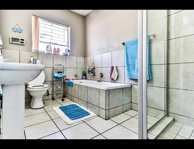 3 BEDROOM PROPERTY TO RENT IN STRUBENVALE